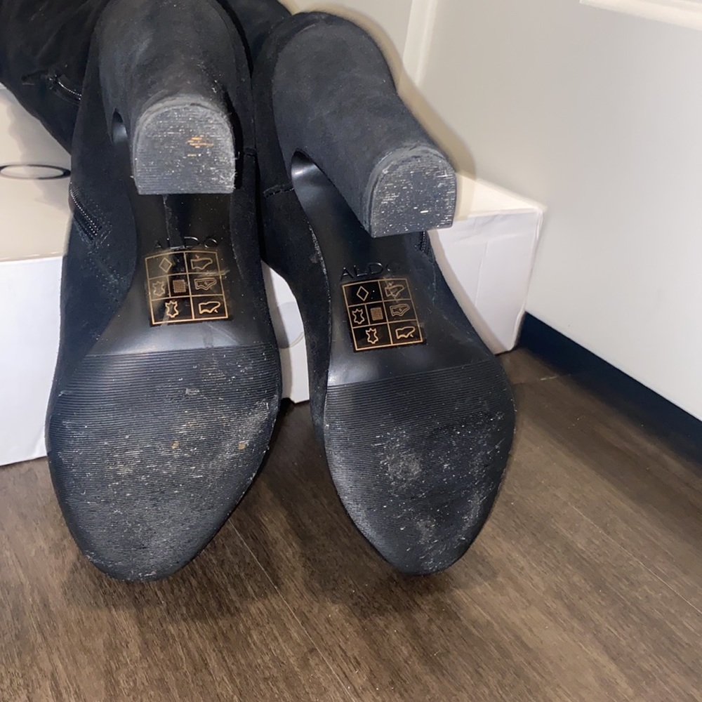 Knee high suede Aldo boots - Picture 2 of 4